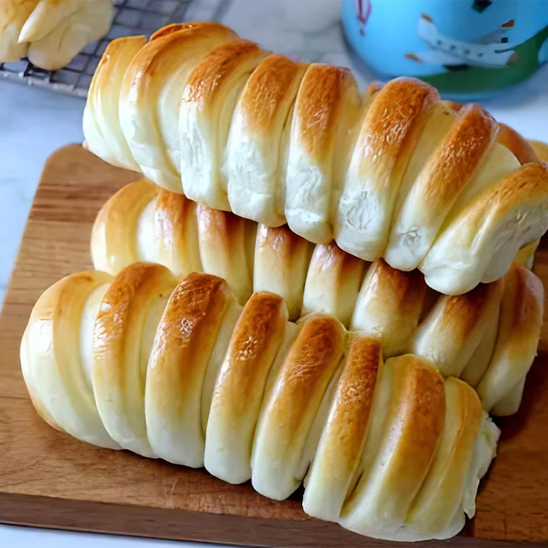 Bánh mì ăn sâu bướm
